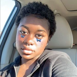 Meet your Posher, Kam